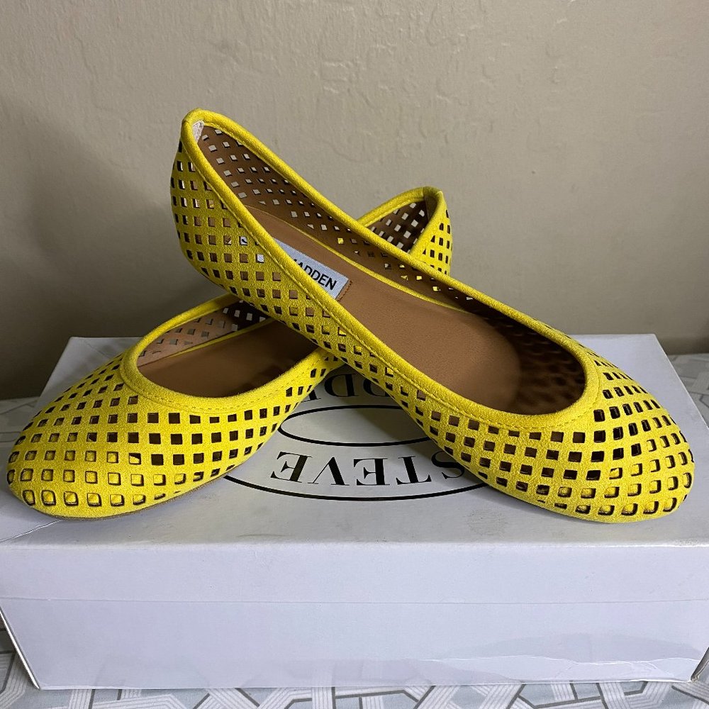 Steve Madden Flats